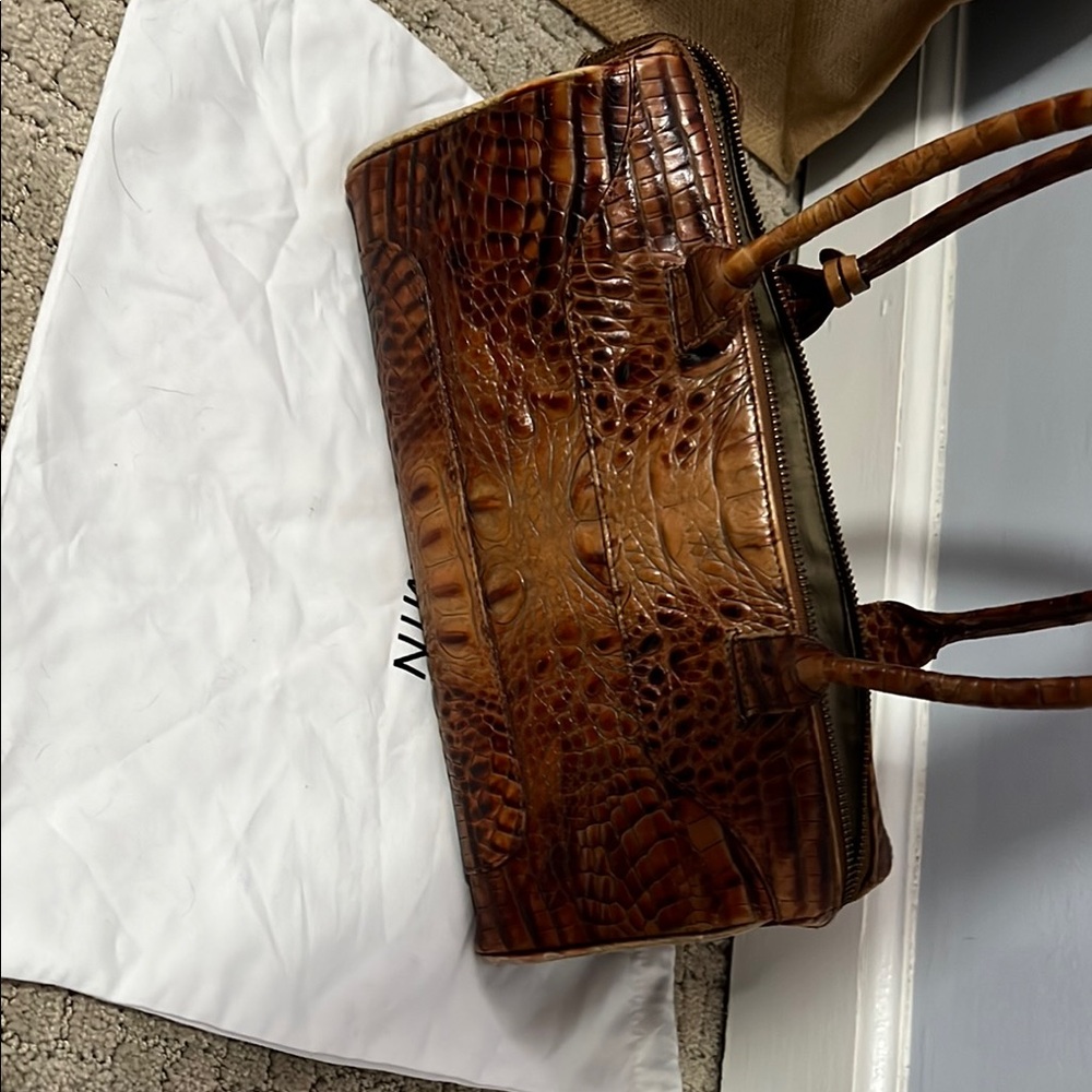 Brahmin Brown Shoulder Bag with Elegant Design - Picture 9 of 11